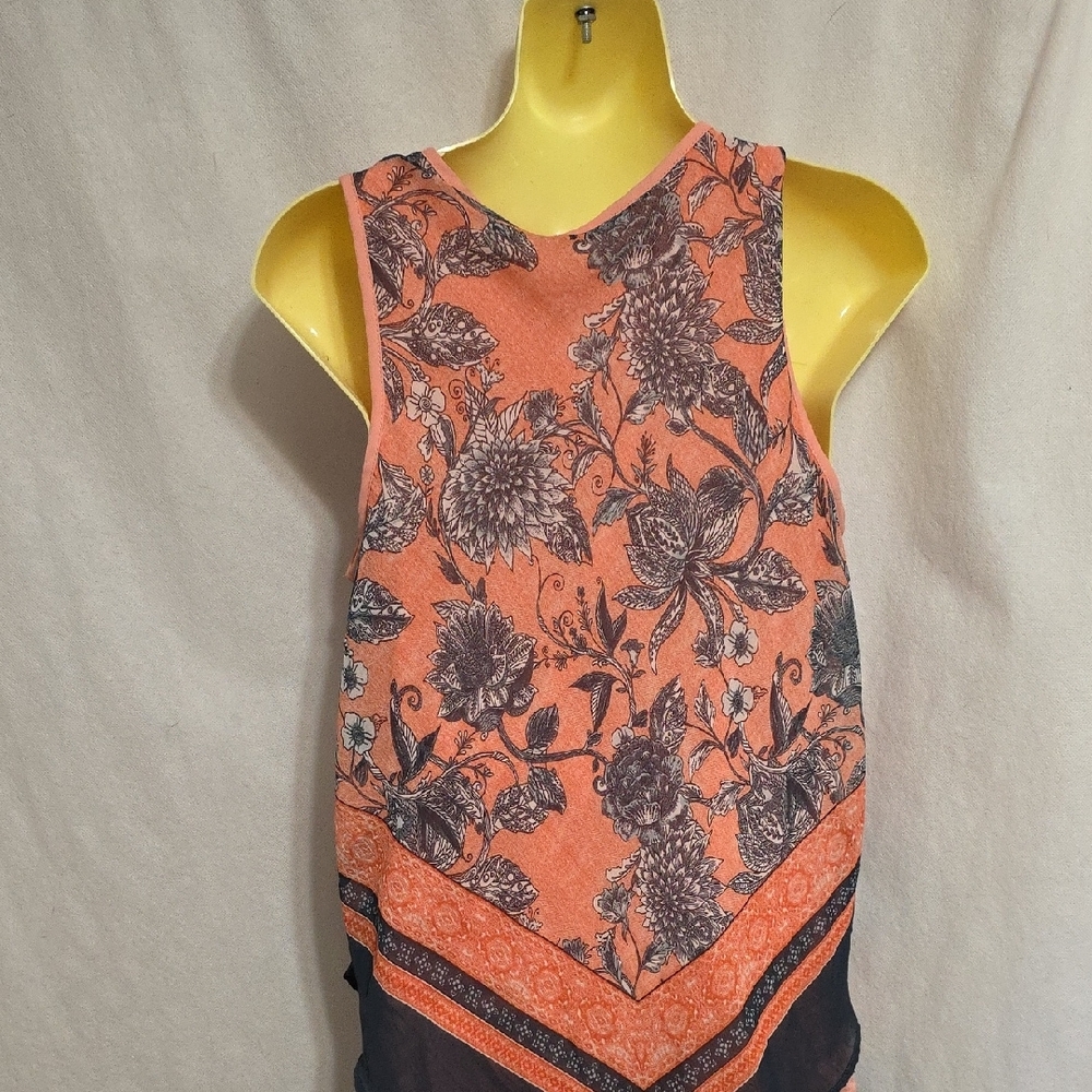 Floral V-Neck Layered Tank Top - Coral and Navy - M - Picture 4 of 5